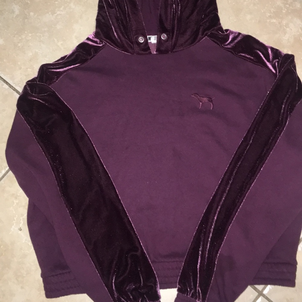 Small Victoria secret pink sweater